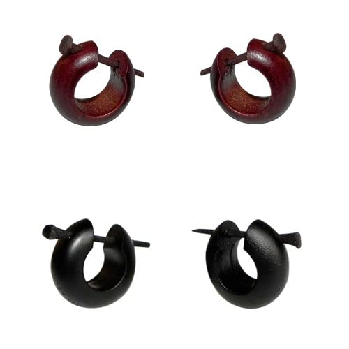 4 pendientes de madera, 2 de color marron y 2 de color negro, ancho 15mm y palito fuerte, grosor 6mm.